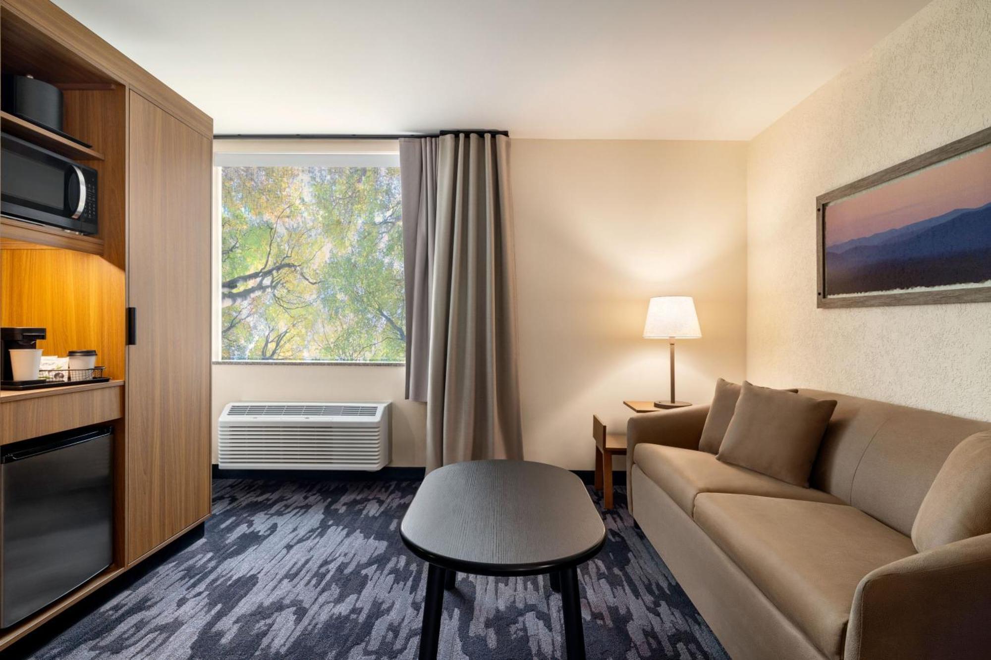 Fairfield By Marriott Inn & Suites Madison South Экстерьер фото