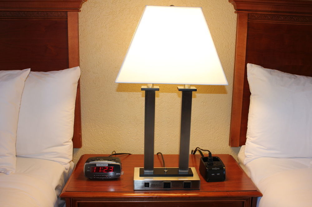 Fairfield By Marriott Inn & Suites Madison South Экстерьер фото