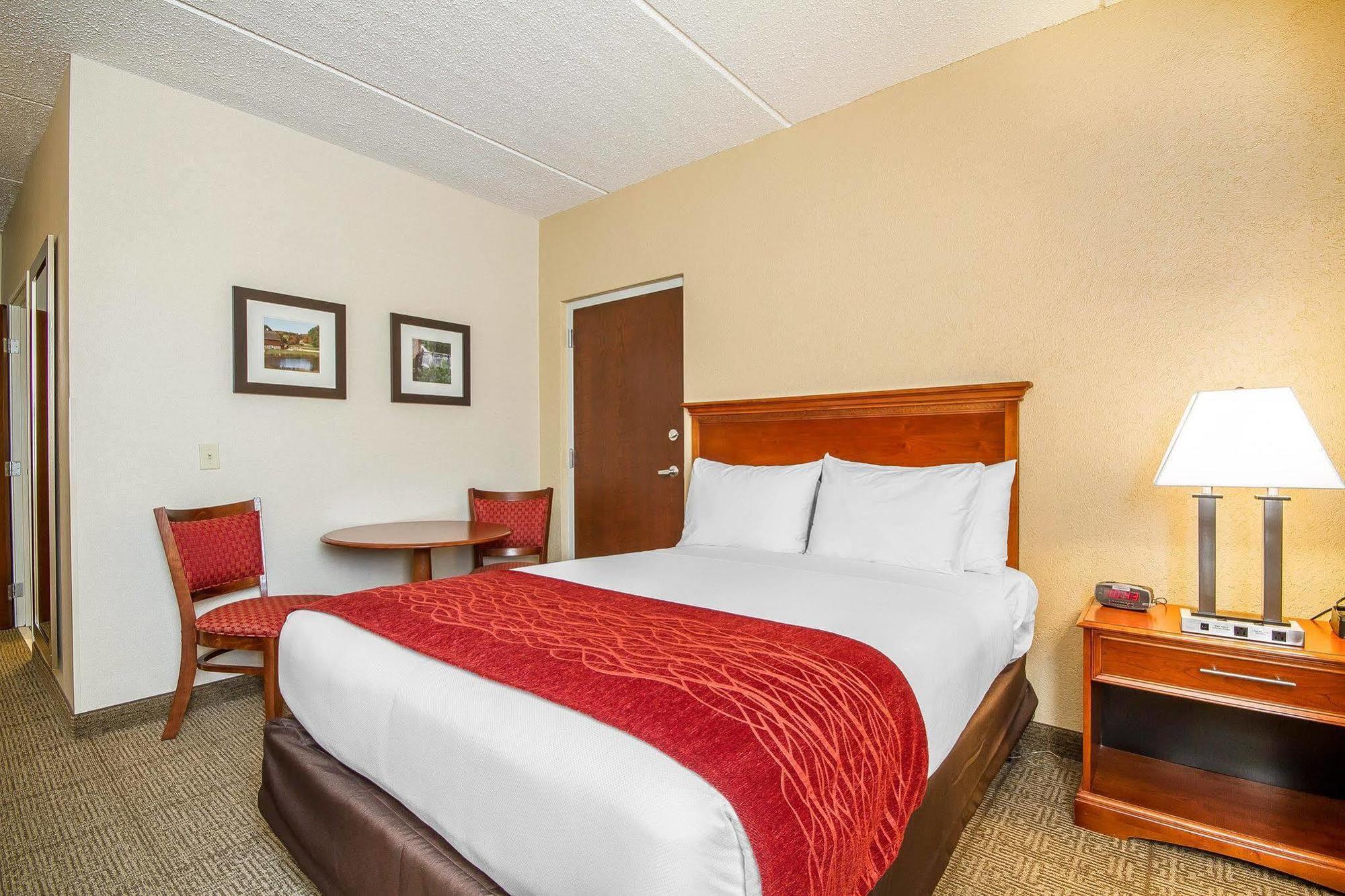 Fairfield By Marriott Inn & Suites Madison South Экстерьер фото