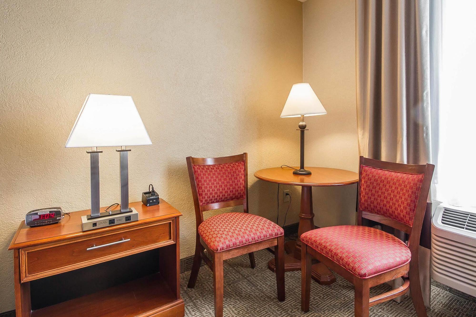 Fairfield By Marriott Inn & Suites Madison South Экстерьер фото